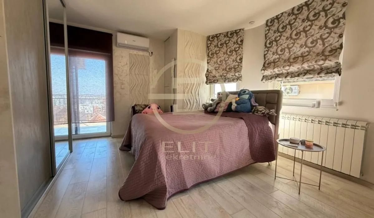 Sale, house, 273m², Petrovaradin, Novi Sad