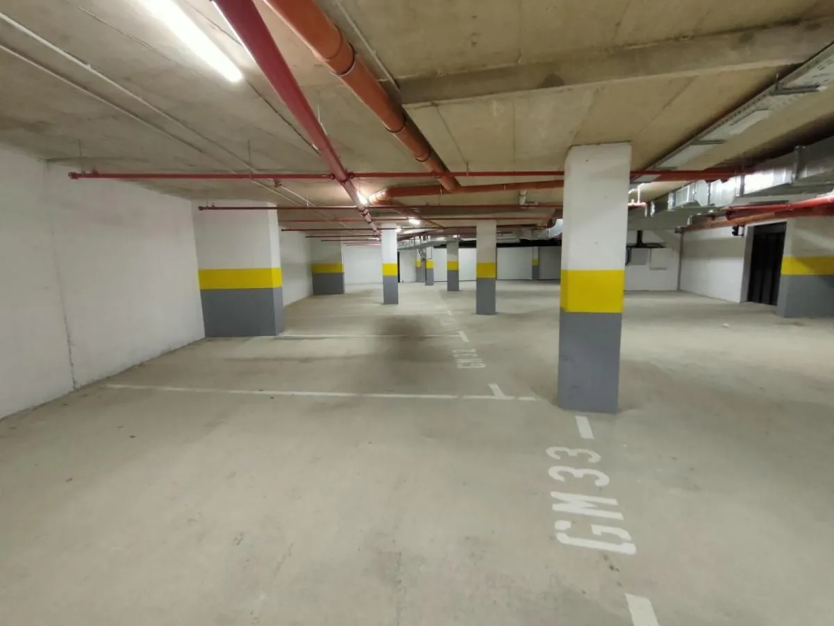 Rent, parking/garage, 16m², Grbavica, Novi Sad Sve Podlokacije