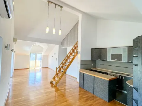 Izdavanje, trosoban stan, 137m², Stari Aerodrom, Podgorica - image 2
