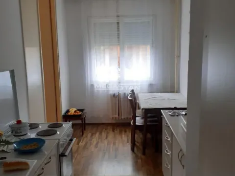 Izdavanje, jednosoban stan, 34m², Centar Sve Podlokacije, Beograd - image 4