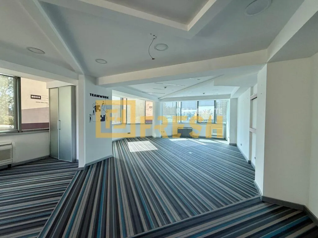 Rent, office space, 120m², Preko Morače, Podgorica