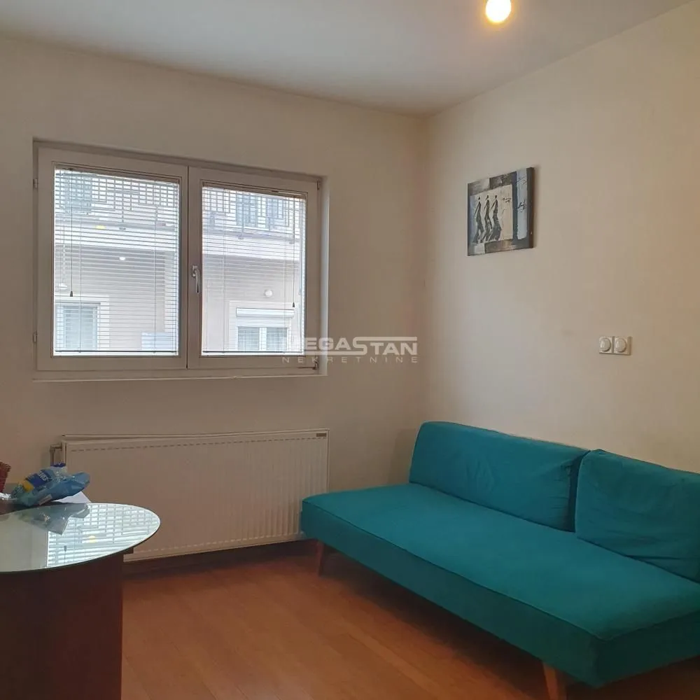 Izdavanje, jednosoban stan, 39m², Zvezdara Sve Podlokacije, Beograd