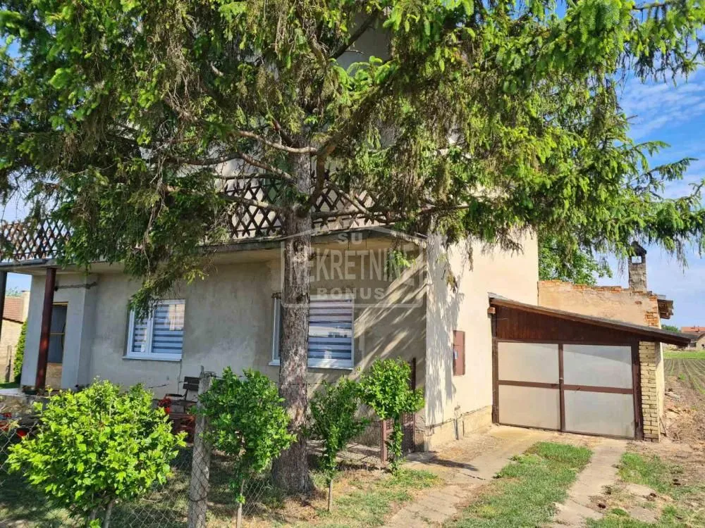 Prodaja, kuća, 160m², Bajmok, Subotica