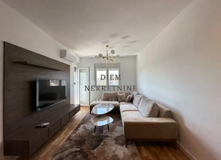 Prodaja, jednosoban stan, 42m², Zabjelo, Podgorica