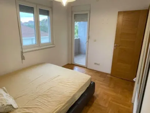 Izdavanje, dvosoban stan, 65m², Zagorič, Podgorica - image 11