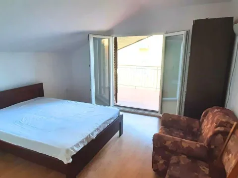 Sale, three bedroom apartment, 85m², Herceg Novi, Crna Gora - image 11