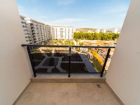 Prodaja, dvosoban stan, 127m², Tološi, Podgorica - image 15