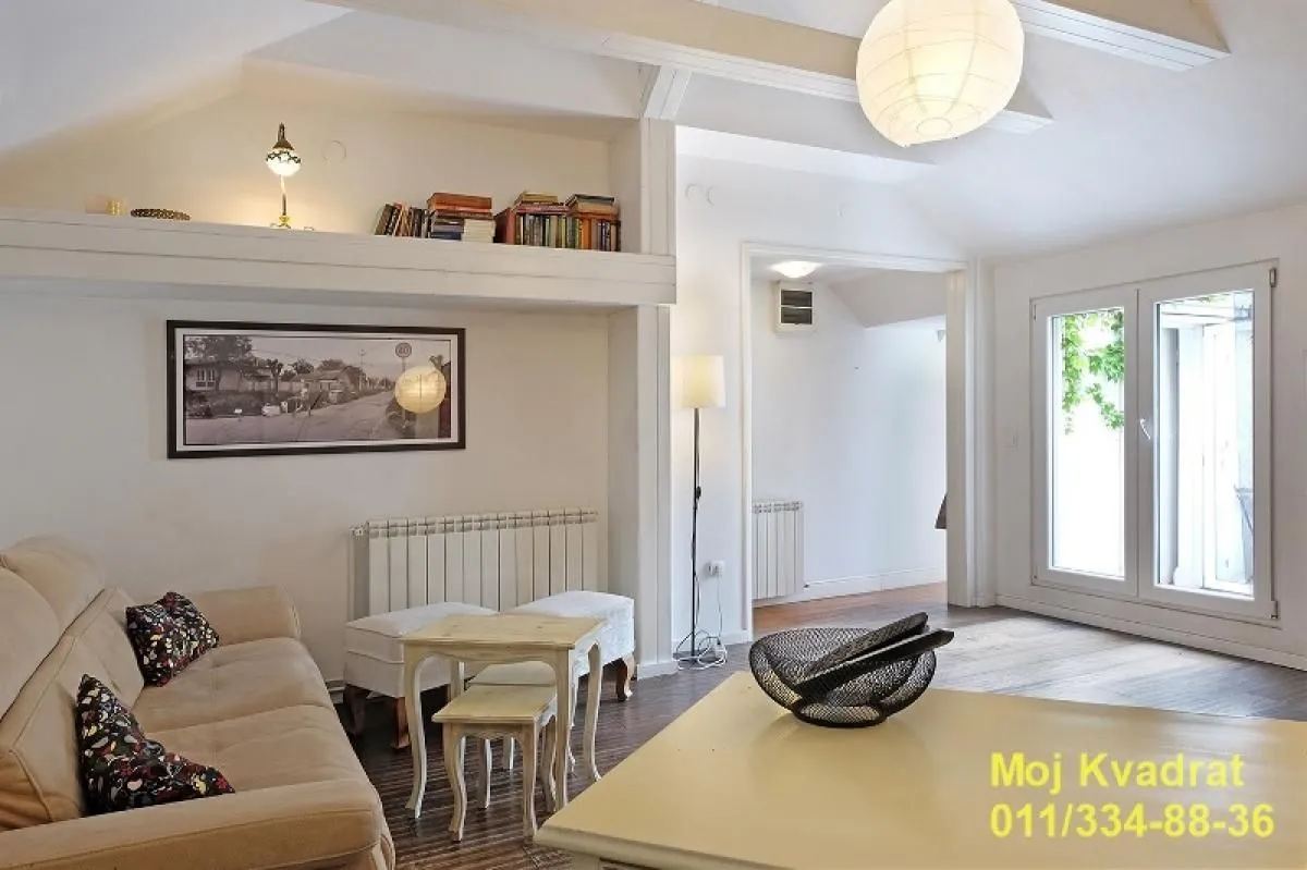 Prodaja, trosoban stan, 86m², Kalenić Pijaca, Vračar Sve Podlokacije