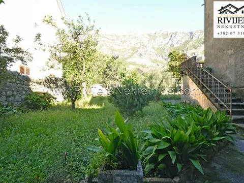 Sale, house, 350m², Risan, Kotor - image 10