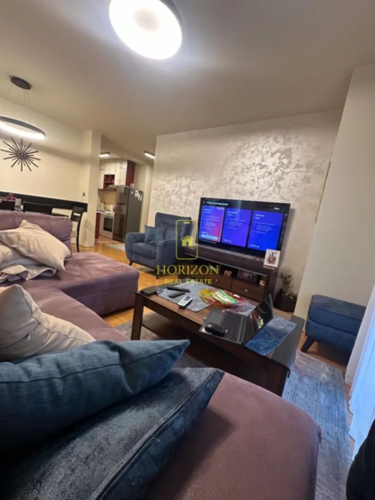 Prodaja, četvorosoban stan, 94m², Vezirov Most, Podgorica