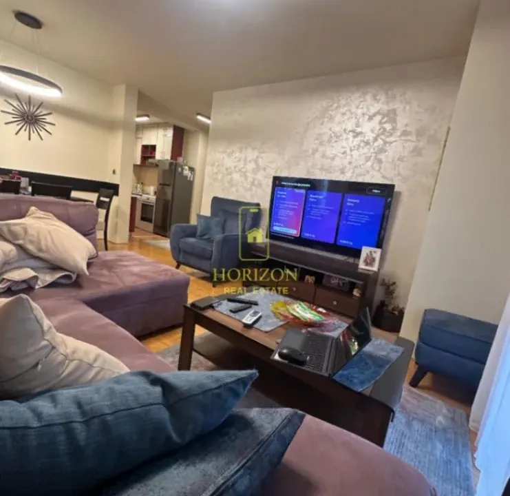 Prodaja, četvorosoban stan, 94m², Vezirov Most, Podgorica