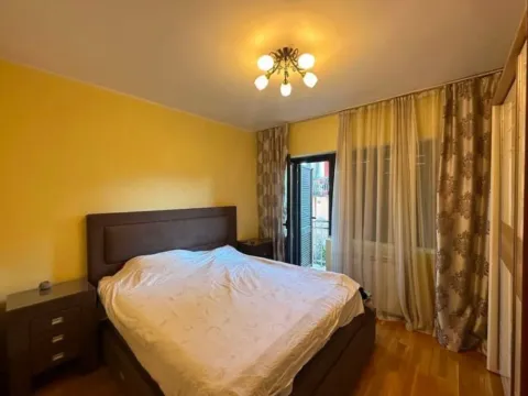 Izdavanje, kuća, 130m², Stari Aerodrom, Podgorica - image 7