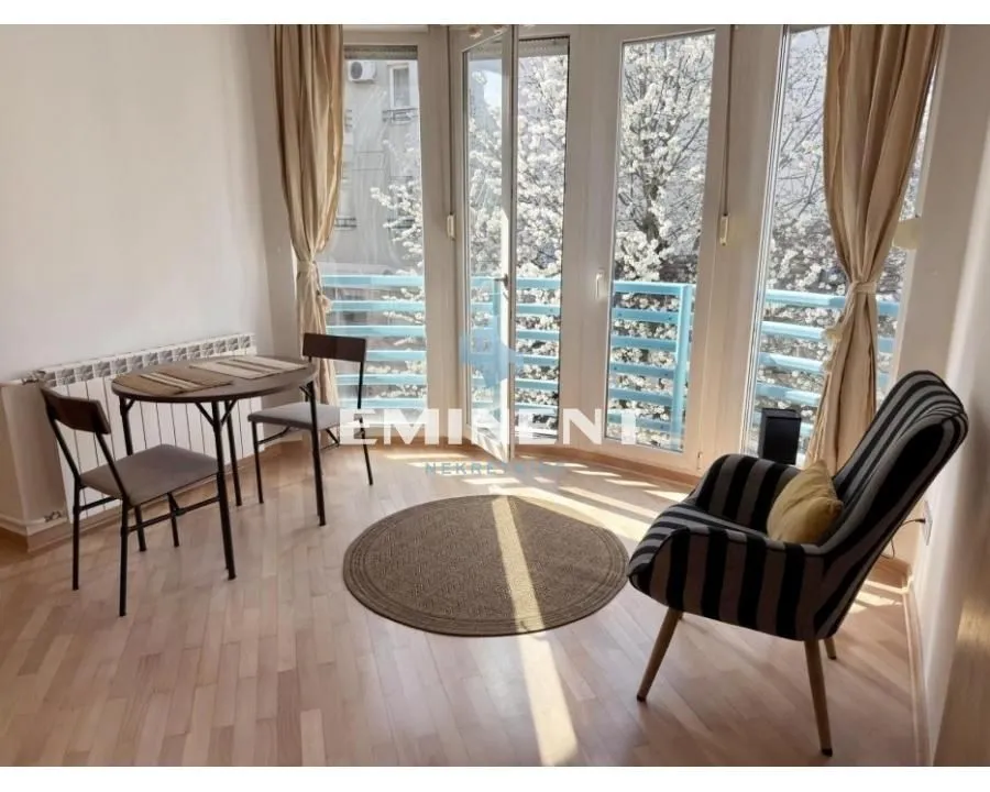 Rent, two bedroom apartment, 54m², Đeram Pijaca, Beograd