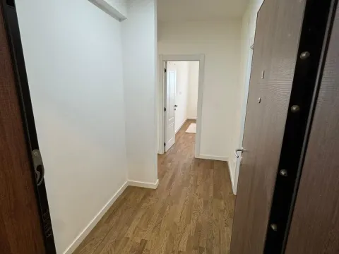 Izdavanje, jednosoban stan, 45m², New City, Podgorica - image 7