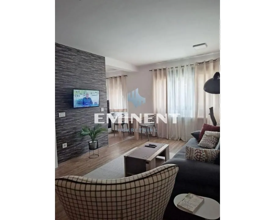 Izdavanje, stan, 27m², Voždovac Sve Podlokacije, Beograd