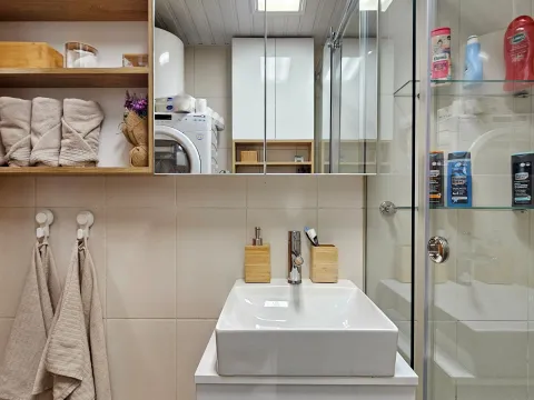 Rent, studio apartment, 30m², Blok 6, Podgorica - image 7