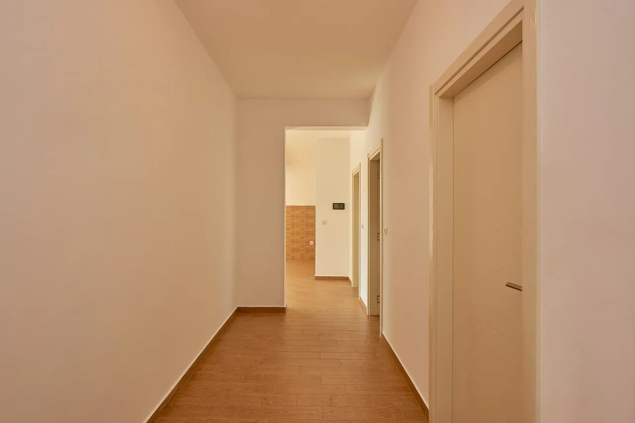 Sale, two bedroom apartment, 85m², Bečići, Budva