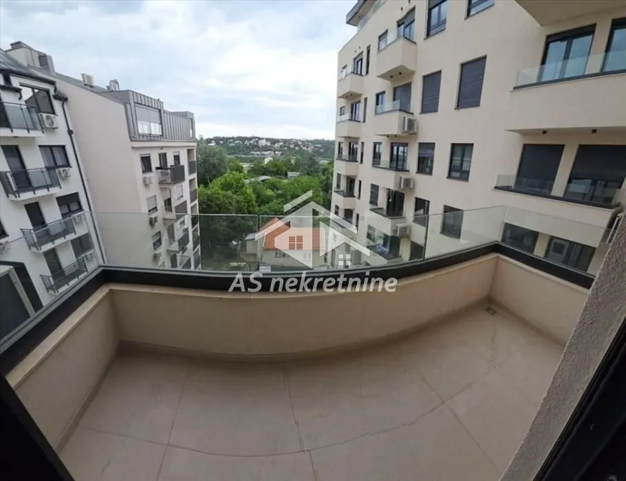Izdavanje, stan, 66m², Čukarica, Beograd
