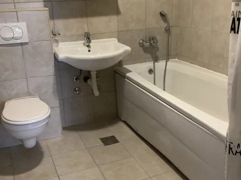 Izdavanje, kuća, 105m², Prijevor, Budva - image 13