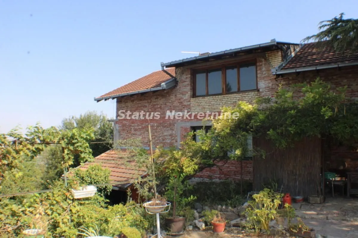 Prodaja, kuća, 104m², Petrovaradin, Novi Sad