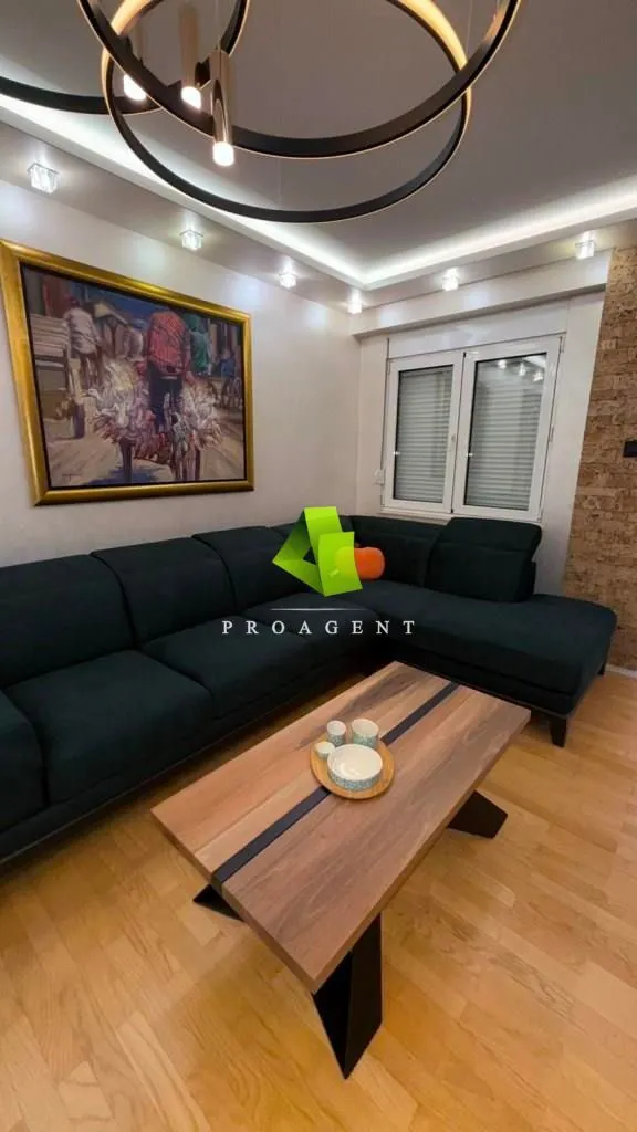 Sale, four bedroom apartment, 156m², Palilula, Niš