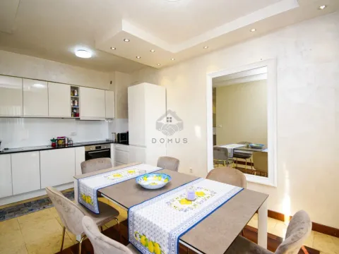 Izdavanje, četvorosoban stan, 130m², Centar, Podgorica - image 4