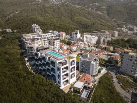 Sale, one bedroom apartment, 69m², Bečići, Budva - image 5