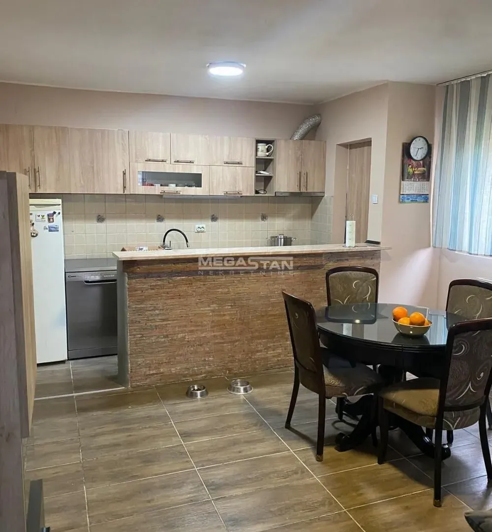 Sale, house, 209m², Stari Tamiš, Pančevo