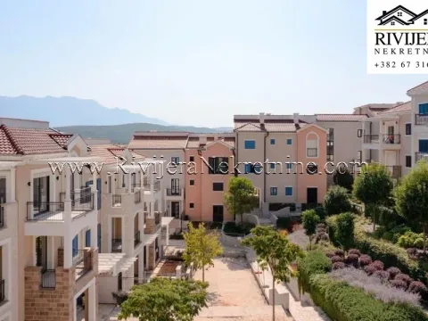 Prodaja, stan, 42m², Luštica Bay, Tivat - image 1