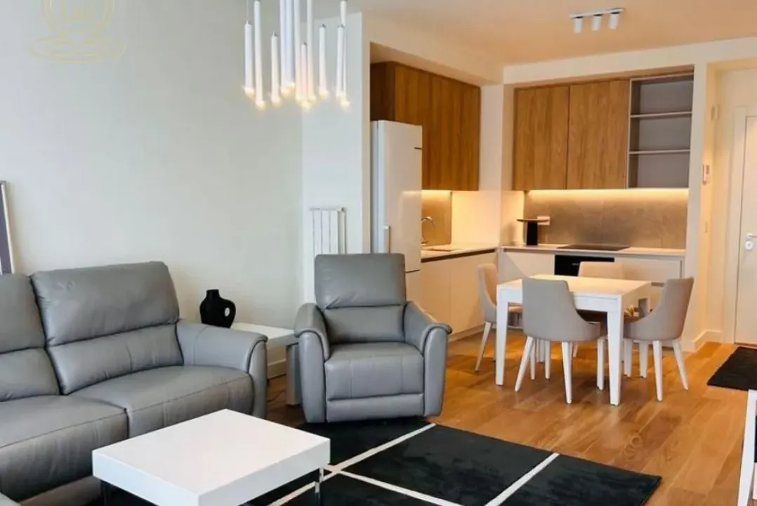 Izdavanje, dvosoban stan, 59m², Savski Venac, Beograd