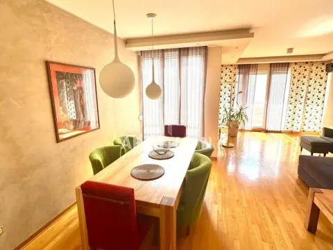 Rent, three bedroom apartment, 113m², Vračar Hram, Vračar Sve Podlokacije - image 2