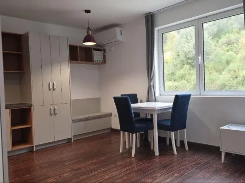 Sale, one bedroom apartment, 49m², Petrovac, Budva - image 8