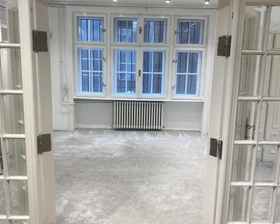 Izdavanje, poslovni prostor, 120m², Vračar Sve Podlokacije, Beograd