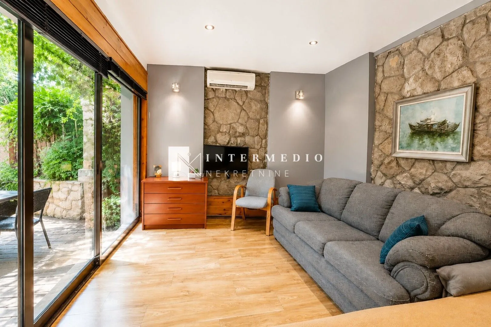Sale, three bedroom apartment, 107m², Savina, Herceg Novi