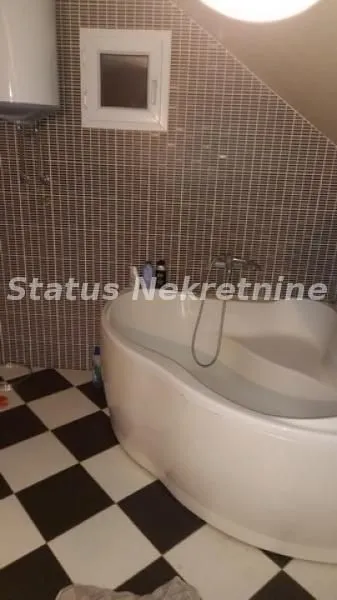 Prodaja, kuća, 250m², Sremski Karlovci, Novi Sad
