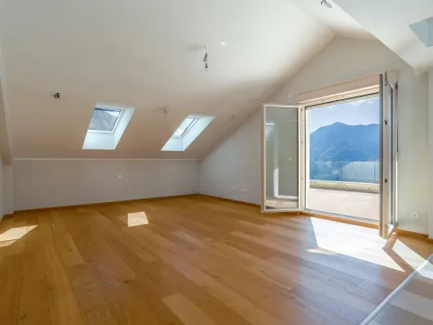 Prodaja, stan, 120m², Kotor, Crna Gora - image 11