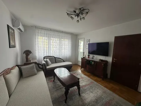Sale, two bedroom apartment, 84m², Gintaš, Podgorica - image 4