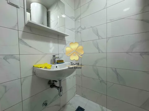 Izdavanje, dvosoban stan, 70m², Stari Aerodrom, Podgorica - image 9