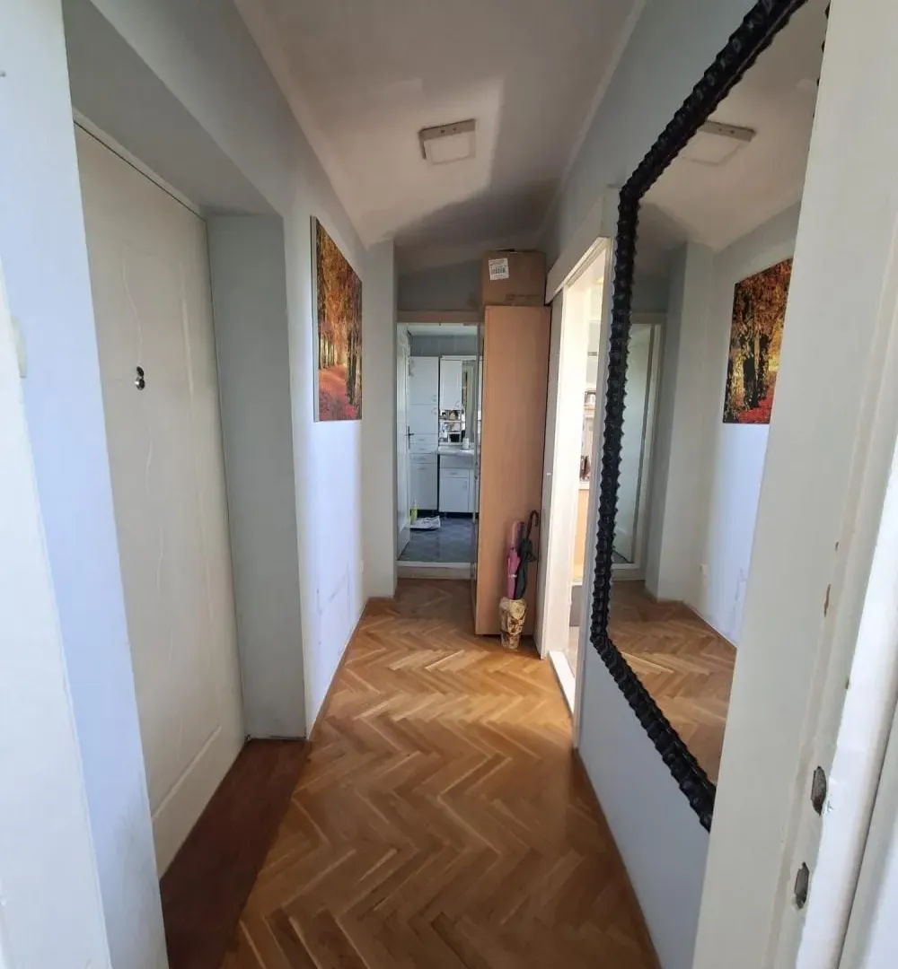 Sale, two bedroom apartment, 43m², Stari Merkator, Novi Beograd Sve Podlokacije