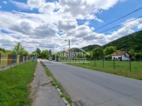 Prodaja, plac, 1300m², Voždovac Sve Podlokacije, Beograd - image 8