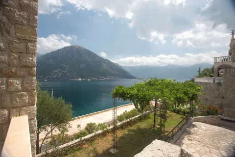 Prodaja, kuća, 235m², Kostanjica, Kotor - image 67