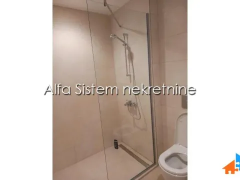 Izdavanje, trosoban stan, 98m², Savski Venac, Beograd - image 18