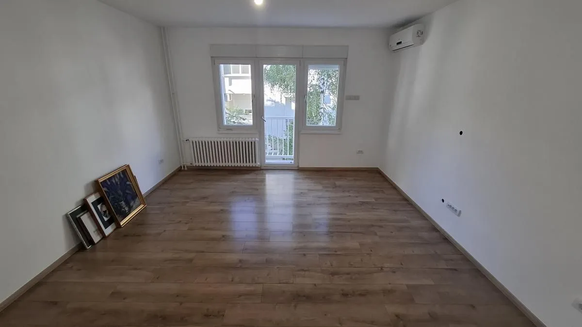 Rent, studio apartment, 28m², Centar, Novi Sad