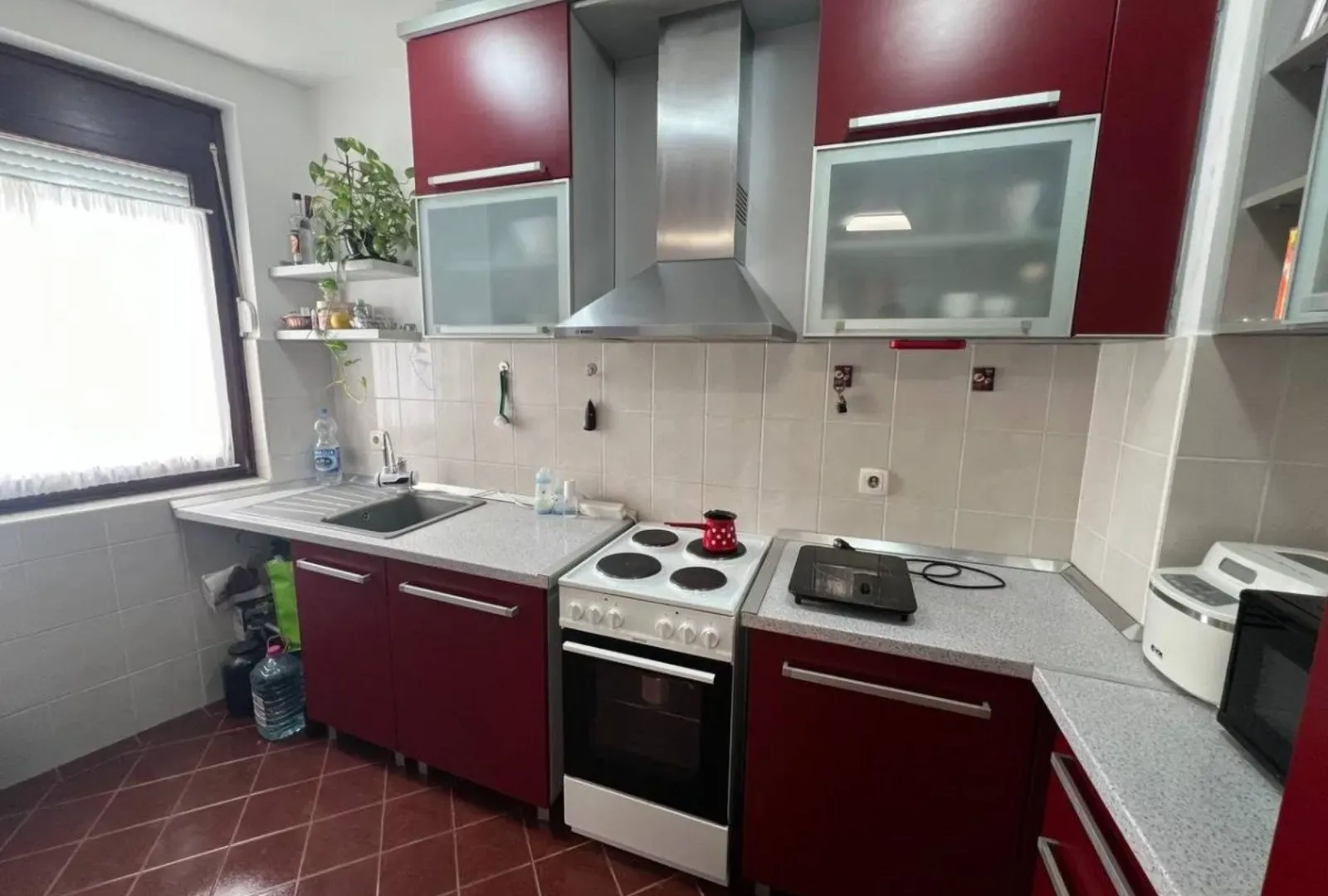 Prodaja, trosoban stan, 71m², Salajka, Novi Sad Sve Podlokacije