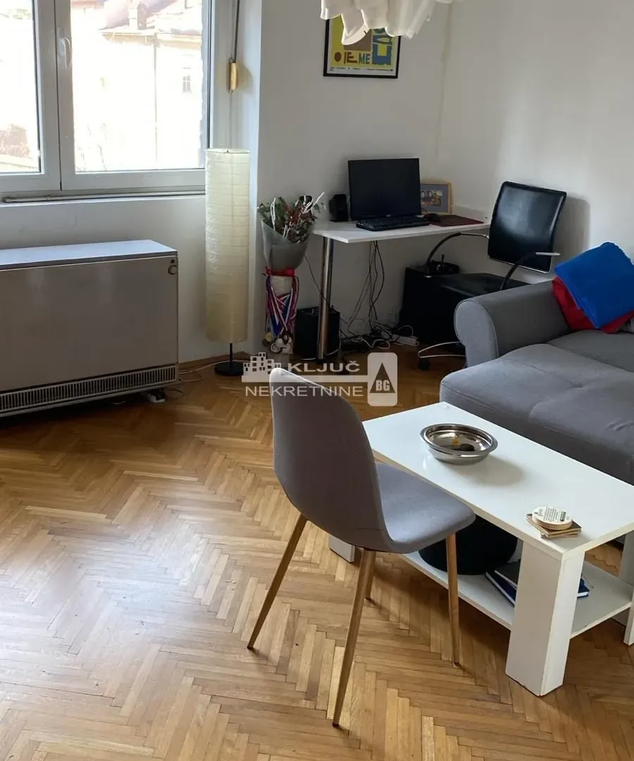 Sale, two bedroom apartment, 52m², Južni Bulevar, Vračar Sve Podlokacije