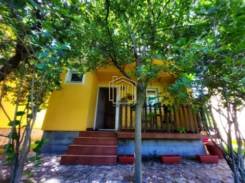 Izdavanje, kuća, 60m², Obzovica, Cetinje - image 13
