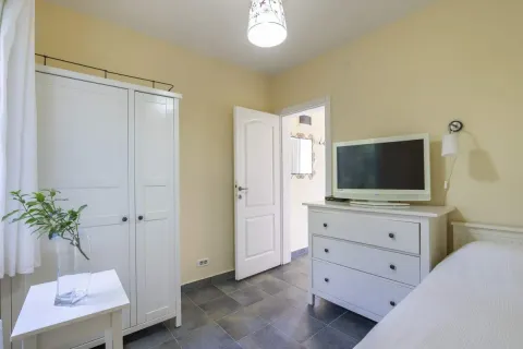 Prodaja, kuća, 230m², Bigova, Kotor - image 3