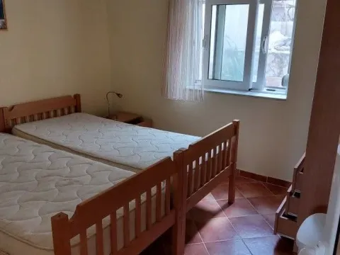 Prodaja, stan, 100m², Tivat, Crna Gora - image 4