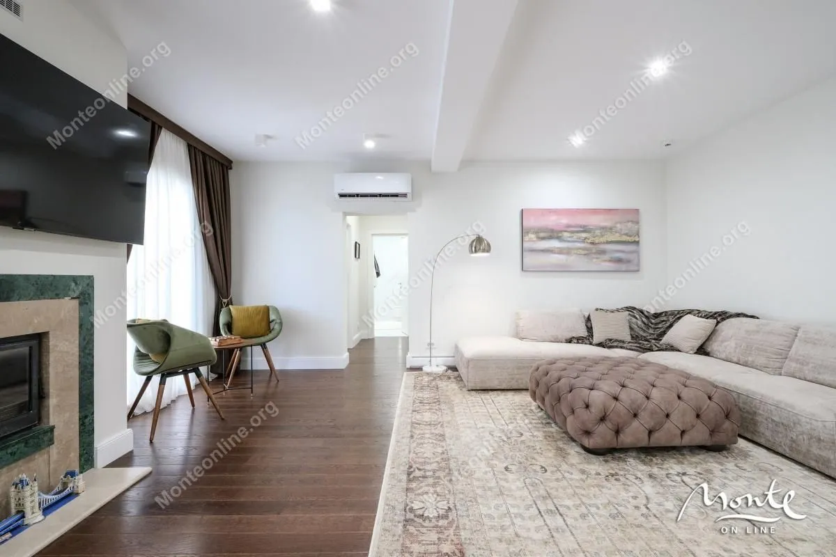 Prodaja, trosoban stan, 166m², Đenovići, Herceg Novi