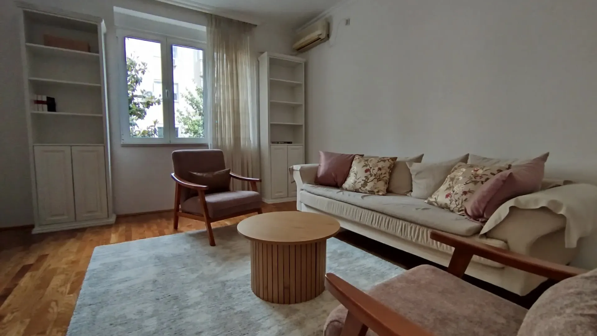 Rent, apartment, 66m², Centar, Podgorica